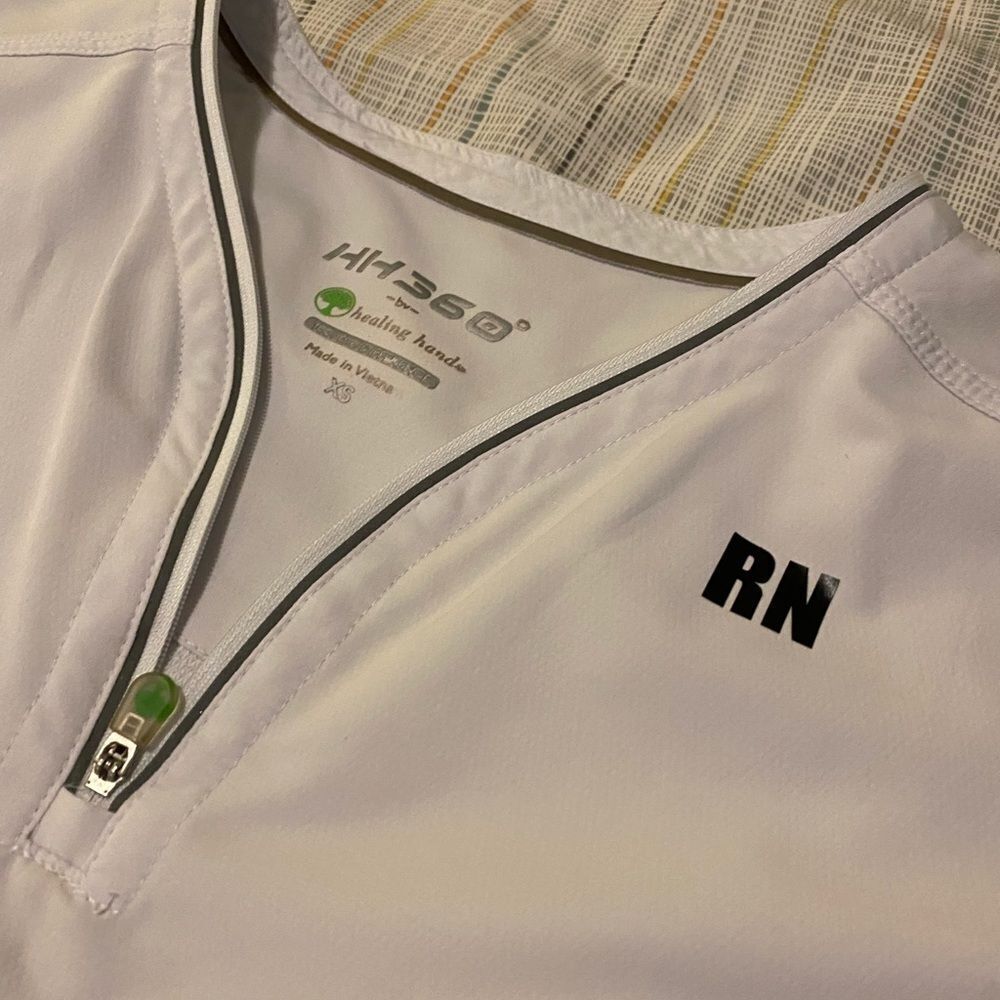 HEALING HANDS | White Scrub Top with Black RN